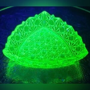 Elegant Green Glass Decorative Bowl